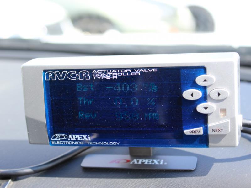 APEXi AVC-R ブーストコントローラー