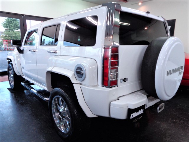 HUMMER H3 - 国産・輸入車スポーツカー専門店 - インサイド