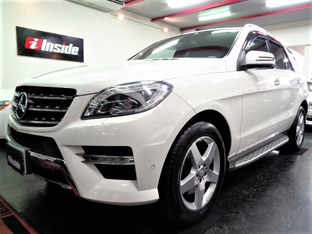 Top 国産 輸入車スポーツカー専門店 インサイド