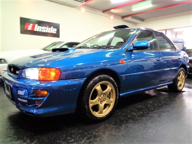 SUBARU IMPREZA WRX - 国産・輸入車スポーツカー専門店 - インサイド