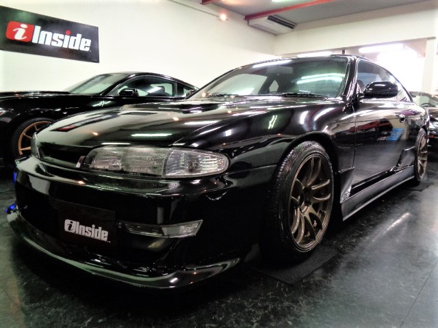 NISSAN SILVIA - 国産・輸入車スポーツカー専門店 - インサイド