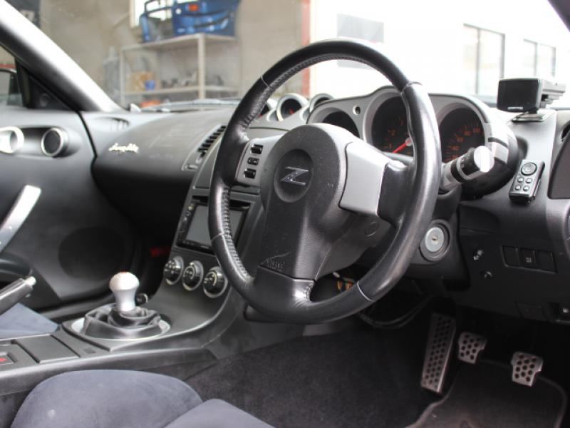NISSAN FAIRLADY Z - 国産・輸入車スポーツカー専門店 - インサイド