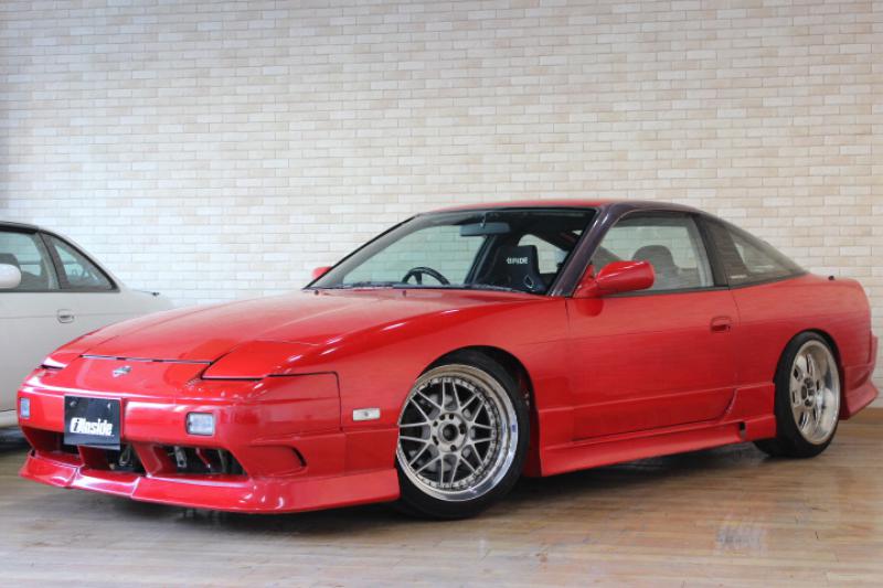 NISSAN 180SX - 国産・輸入車スポーツカー専門店 - インサイド