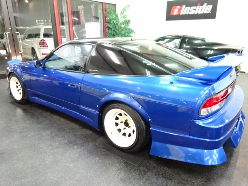 NISSAN 180SX - 国産・輸入車スポーツカー専門店 - インサイド