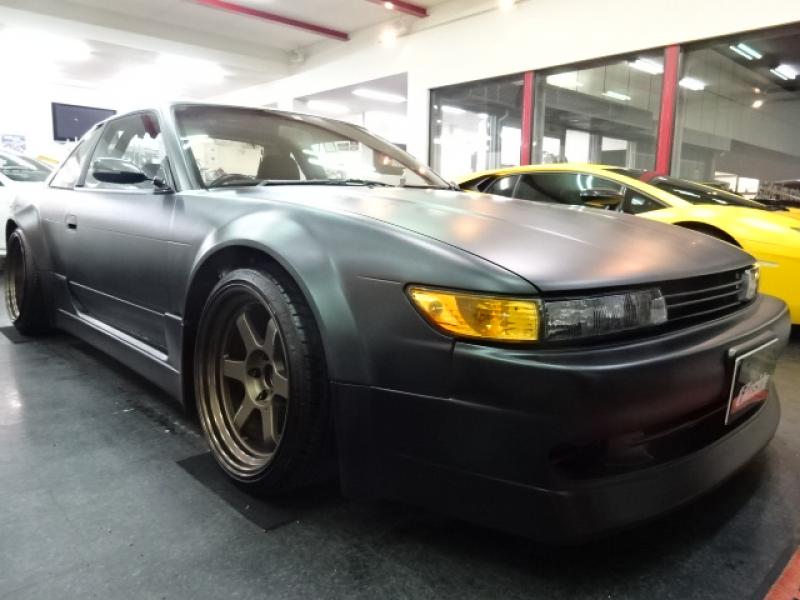 NISSAN SILVIA - 国産・輸入車スポーツカー専門店 - インサイド